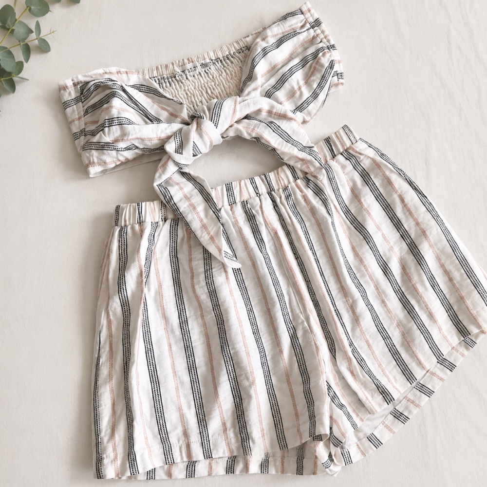 Etophe Studios NWT Stripe Tie Front Two Piece Set - Picture 2 of 4
